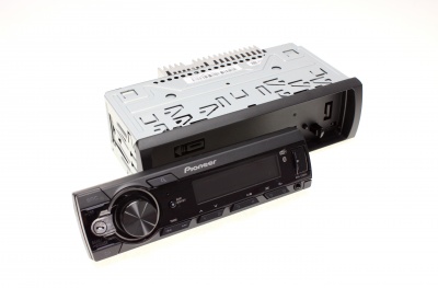 Pioneer Pioneer MVH-330DAB (без CD) 1DIN